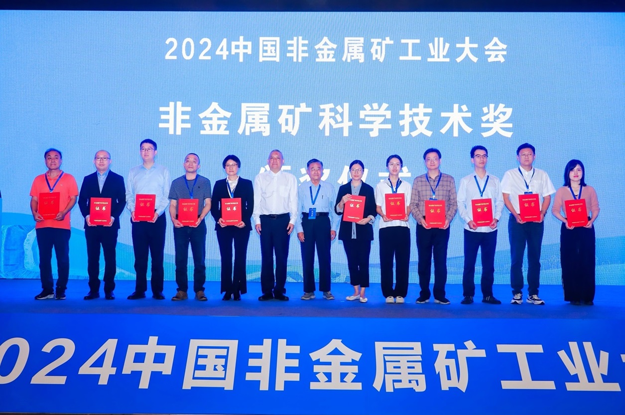 183e7851024427c37486fa0f73b3cd4.jpg 183e7851024427c37486fa0f73b3cd4.jpg